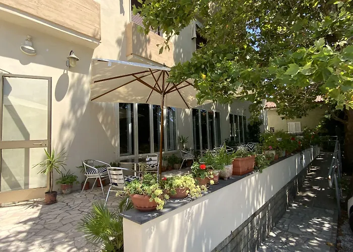 Naviglio Hotel 2*