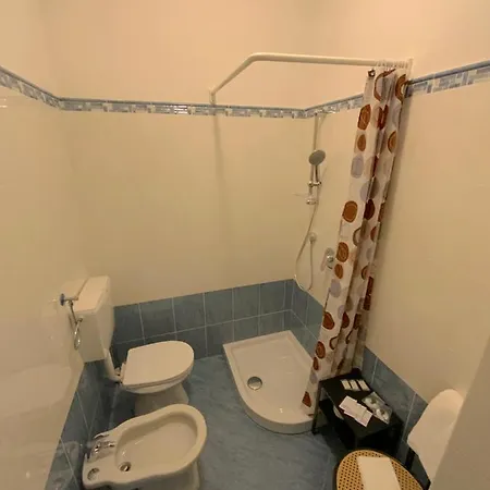 Hotel Naviglio 2*
