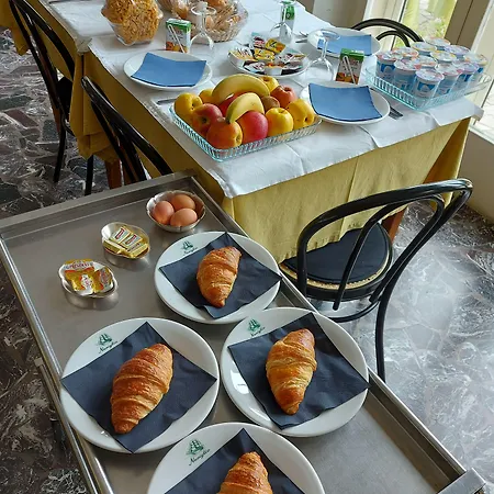 Naviglio Hotel 2*