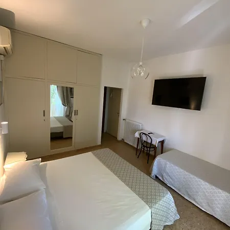 Naviglio Marina di Pietrasanta