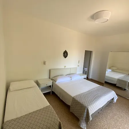 Hotel Naviglio 2*