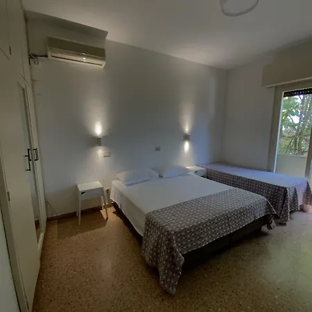 Naviglio Hotel 2*