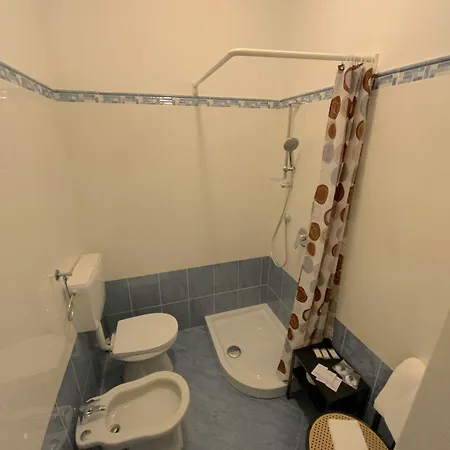 Naviglio Hotel 2*