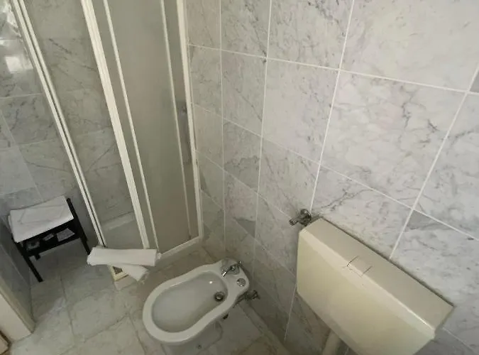 Naviglio 2* מרינה די פיאטרסנטה