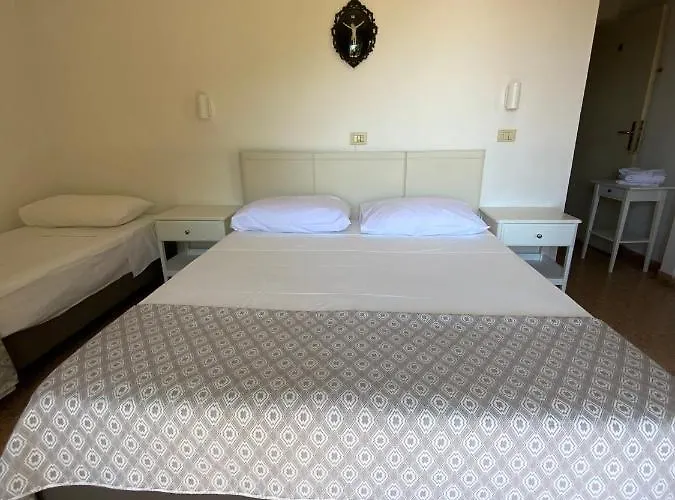 Naviglio מרינה די פיאטרסנטה