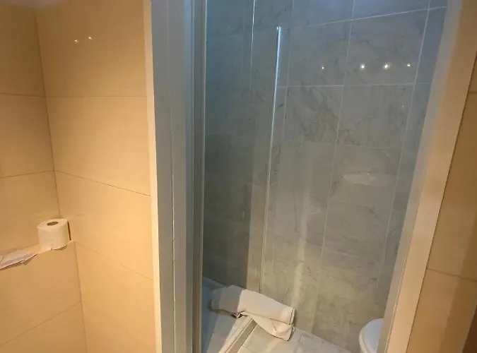 מלון Naviglio מרינה די פיאטרסנטה