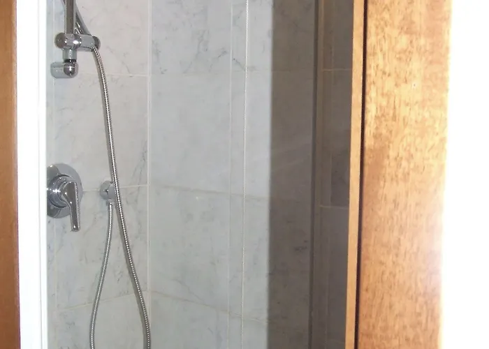 מלון Naviglio מרינה די פיאטרסנטה