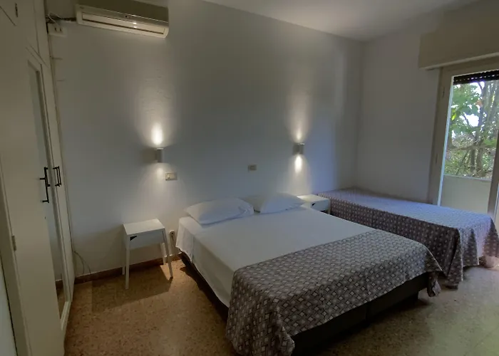 Naviglio מלון 2*